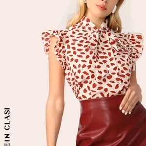 SHEIN heartshaped/petal print bow top